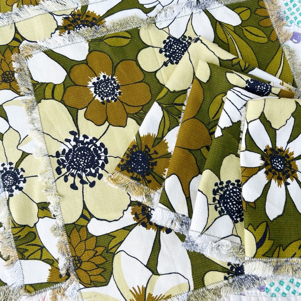 Vintage Retro Floral Avocado Green Linens Cloth Napkins Placemats Fringe Edge 7